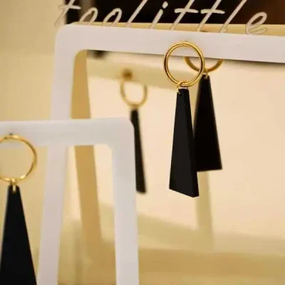 Μεγάλα Σκουλαρίκια με Πλέξιγκλας